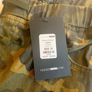 Camouflage jogger pants